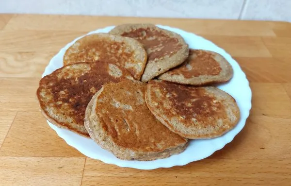 banános zabpalacsinta cukormentes tej nélkül banános zabpalacsinta cukormentes tej nélkül